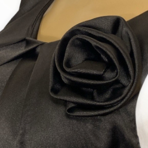 B.Wear Dress Satin stealth black pleated rose detail size 3 - Picture 9 of 13